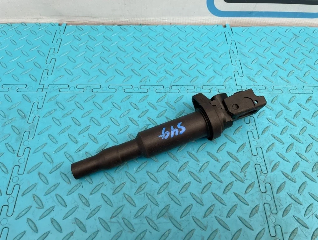 Катушка зажигания Bmw X3 2007 12138616153 E83 N52B25A 2.5