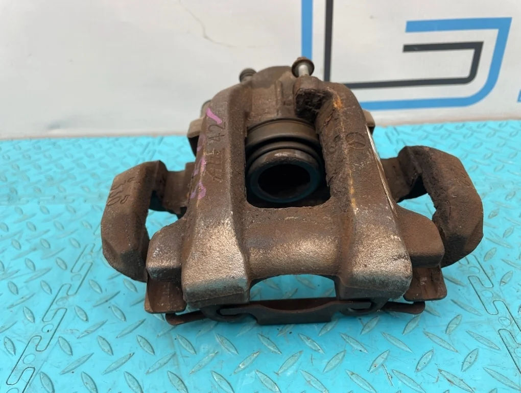 Суппорт Mercedes-Benz Gl-Class 2011 A0044204083 X164 642.820 3.0, задний правый