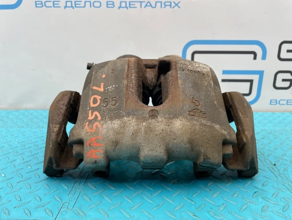 Суппорт Mercedes-Benz Gl-Class 2011 A1644202383 X164 642.820 3.0, передний левый