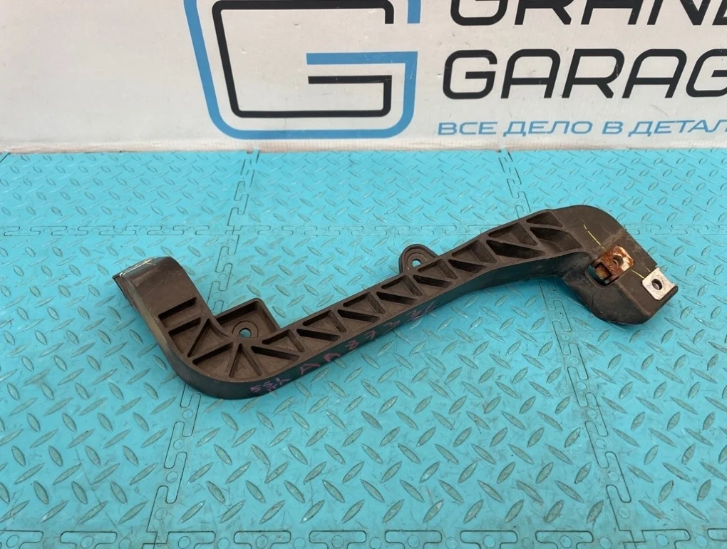 Кронштейн бампера Mercedes-Benz Ml-Class 2012 A1666263631 W166 642.826 3.0, передний левый