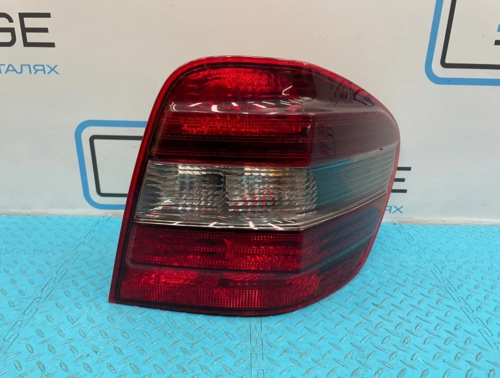 Фонарь Mercedes-Benz Ml-Class 2006 A1648202264 W164 642.940 3.0, правый