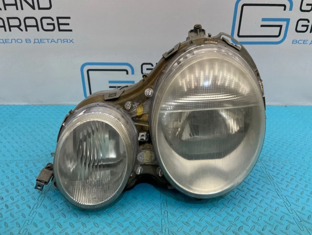 Фара Mercedes-Benz E-Class 1999 A2108204561 W210 112.941 3.2, левая