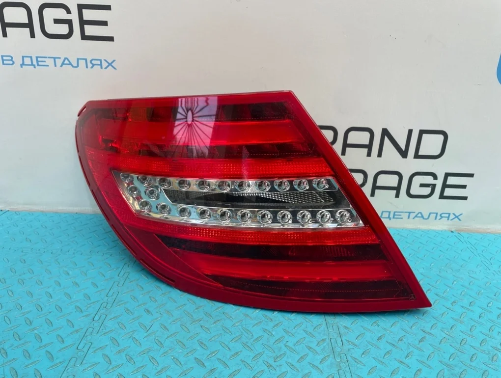 Фонарь Mercedes-Benz C-Class 2012 A2048205464 W204 271.820 1.8, левый