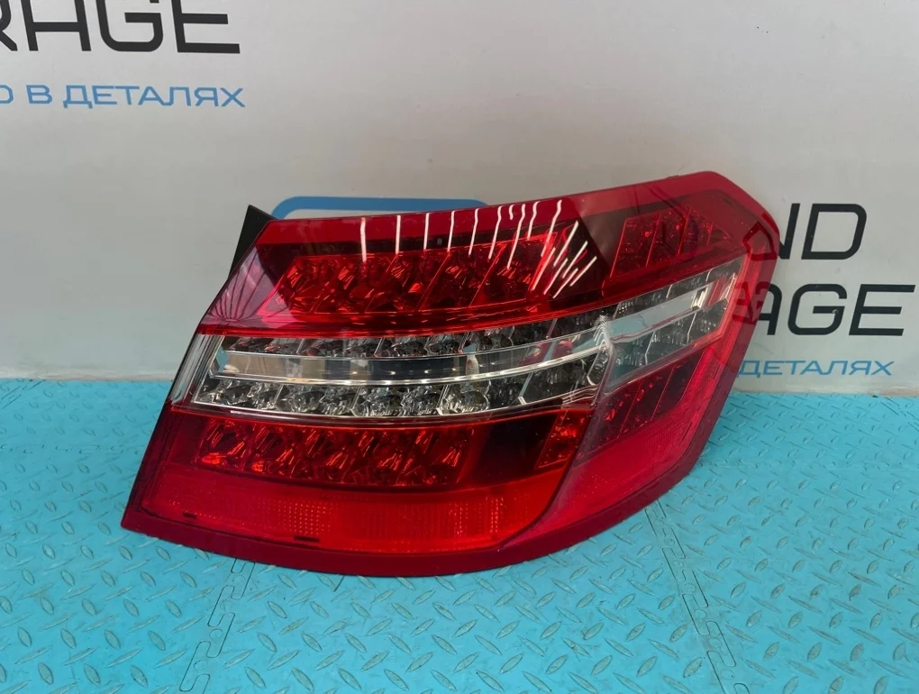 Фонарь Mercedes-Benz E-Class 2009 A2128201264 W212 272.952 3.0, правый