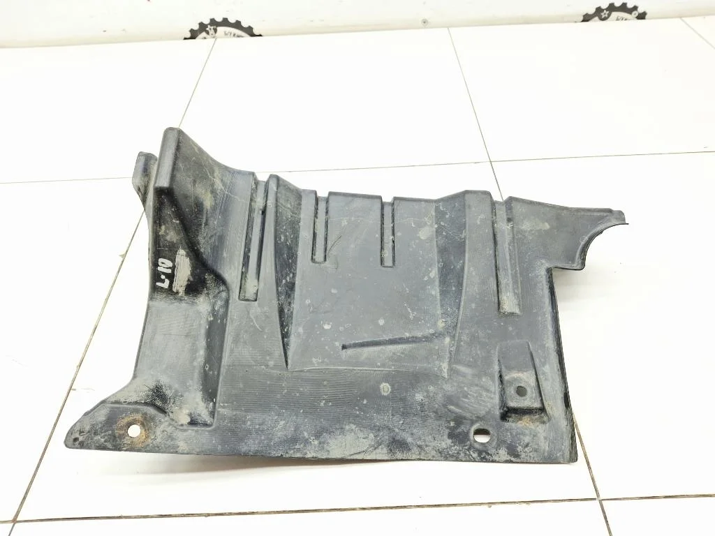 Пыльник двигателя боковой левый Mitsubishi Lancer 10 2008 CY