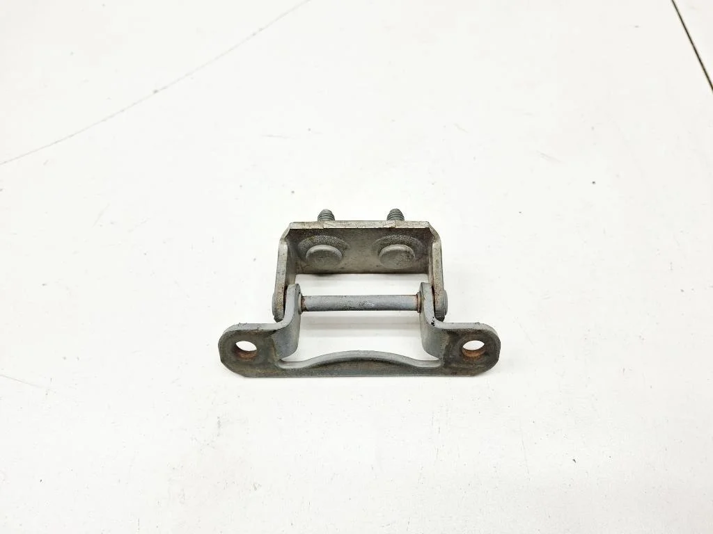 Петля двери багажника Subaru Forester S12, SH