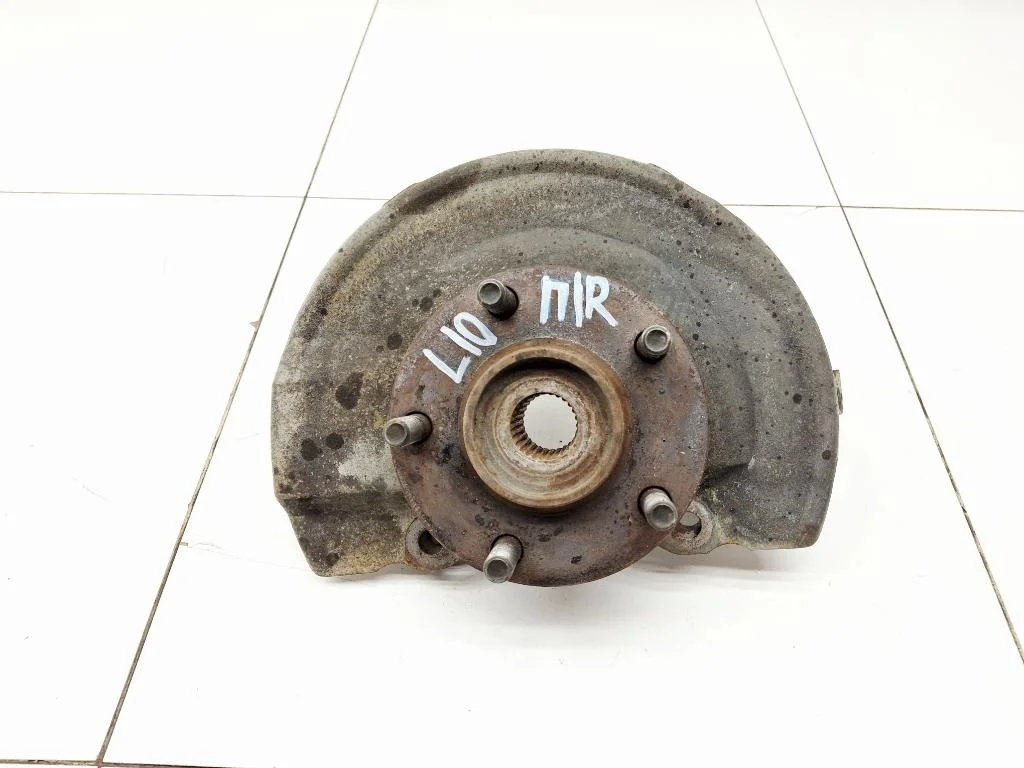 Кулак поворотный передний правый Mitsubishi Lancer 10 2008 CY