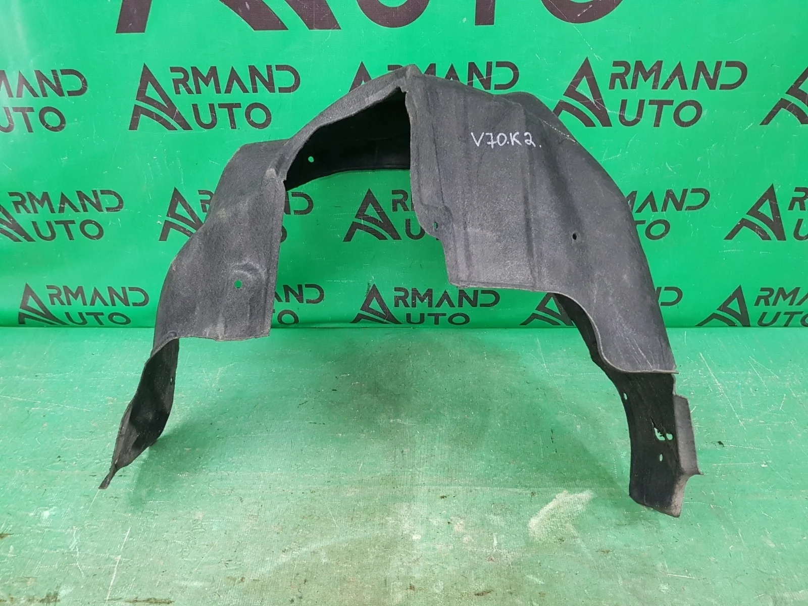 Подкрылок TOYOTA CAMRY 2017 V70