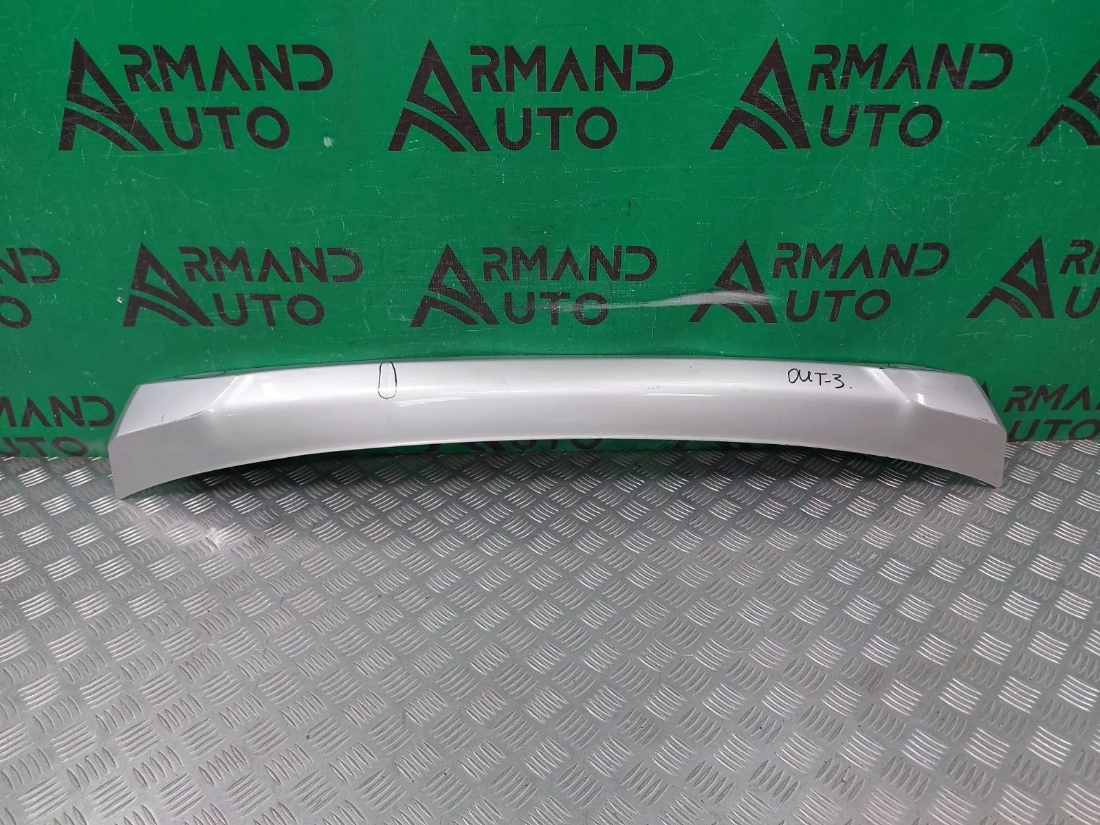 Накладка бампера нижняя Mitsubishi Outlander 2015-2018 3