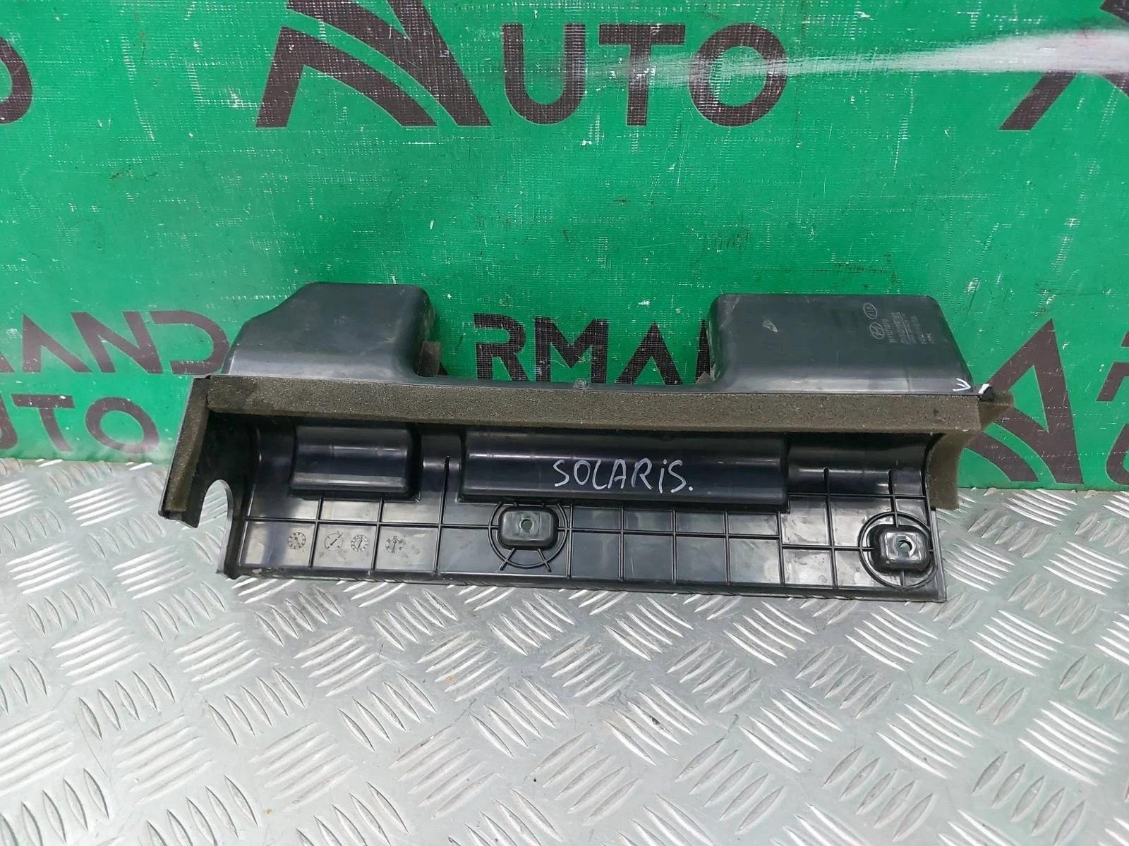 Дефлектор радиатора Hyundai Solaris 2017-нв