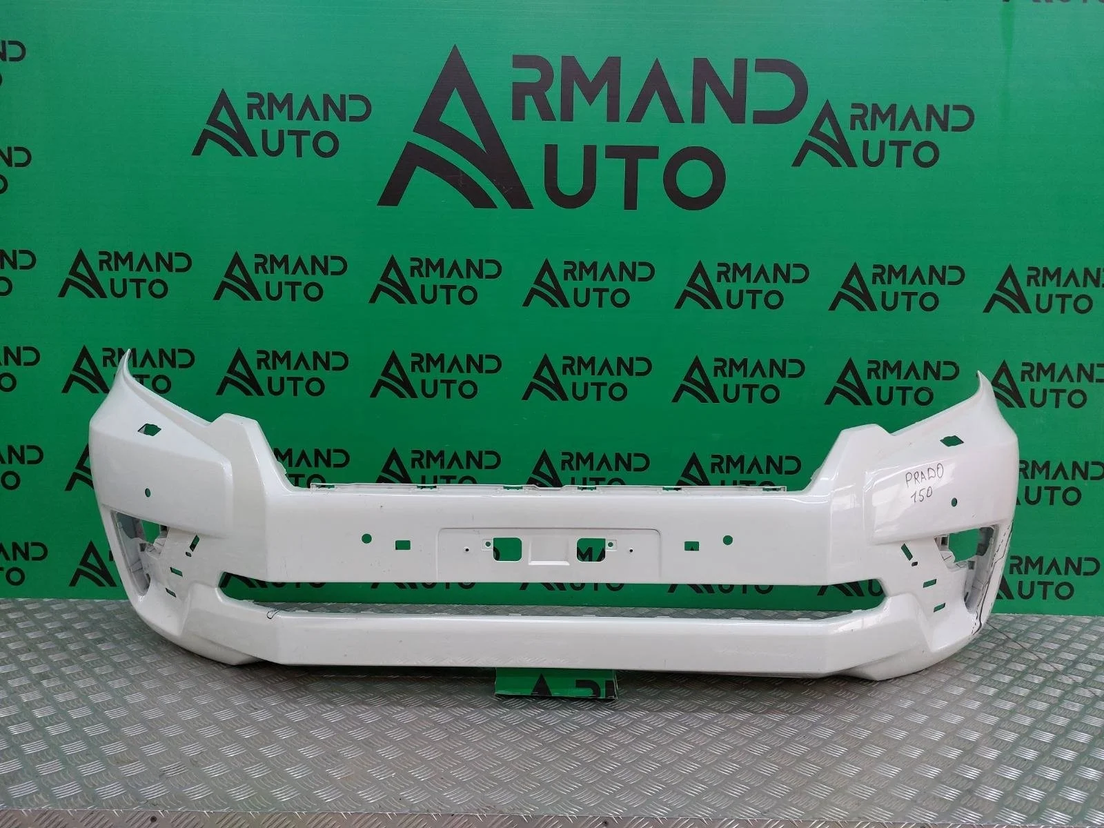 Бампер Toyota Land Cruiser Prado 2020-нв 150