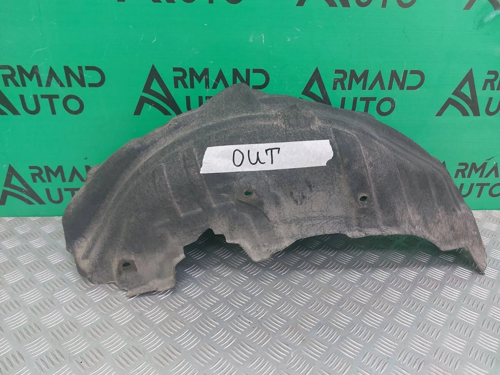 Подкрылок Mitsubishi Outlander 2014-нв 3