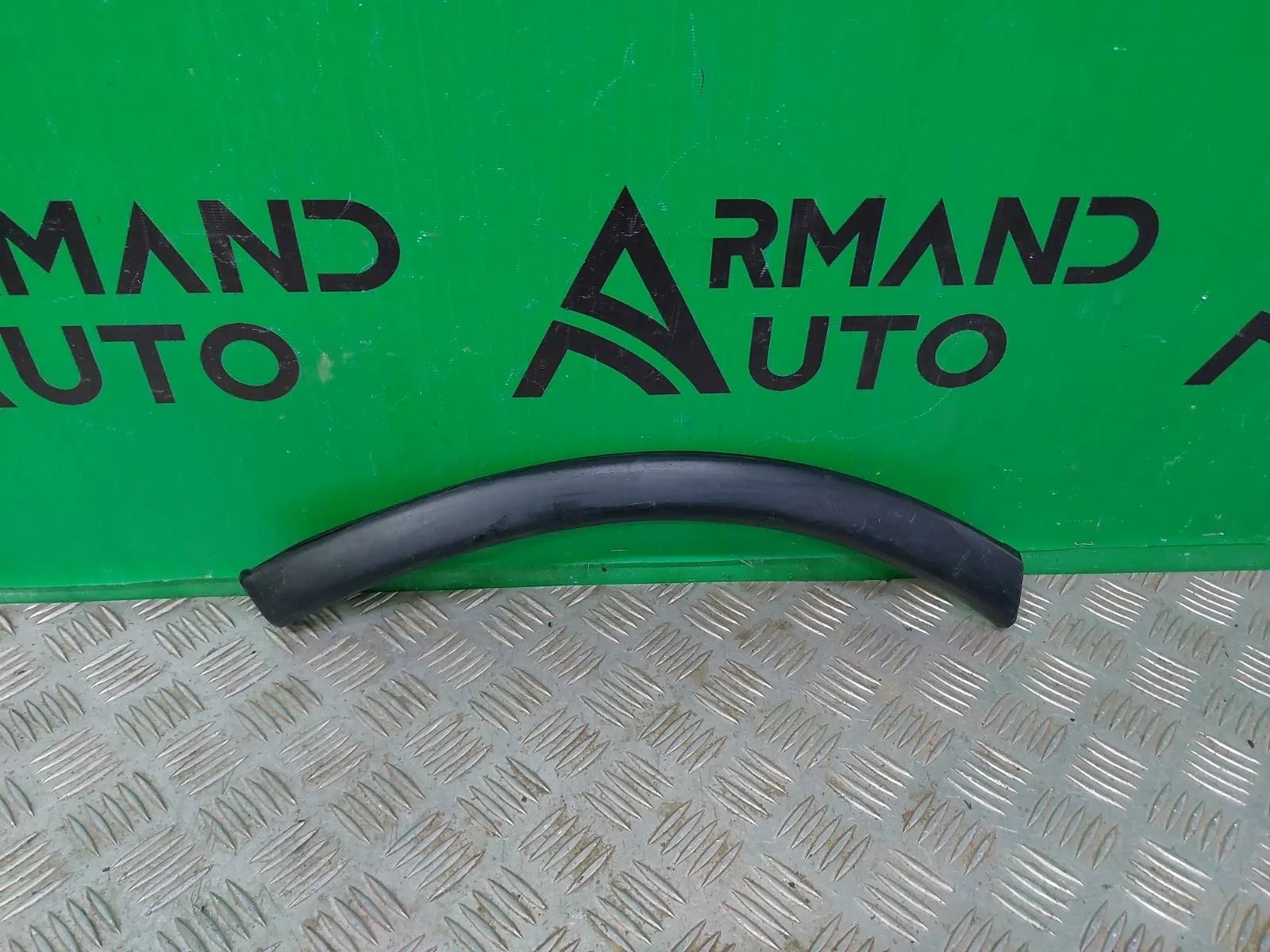 Расширитель бампера Mitsubishi Outlander 2014-2018 3