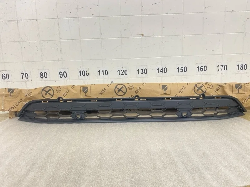 РЕШЕТКА БАМПЕРА Volkswagen Tiguan 2 2016 2017 2018 2019 2020 5NA853677A, передняя