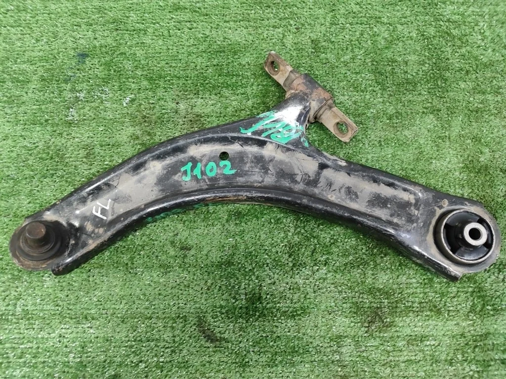Б.у. рычаг NISSAN QASHQAI+2 JJ10 NISSAN QASHQAI+2 JJ10