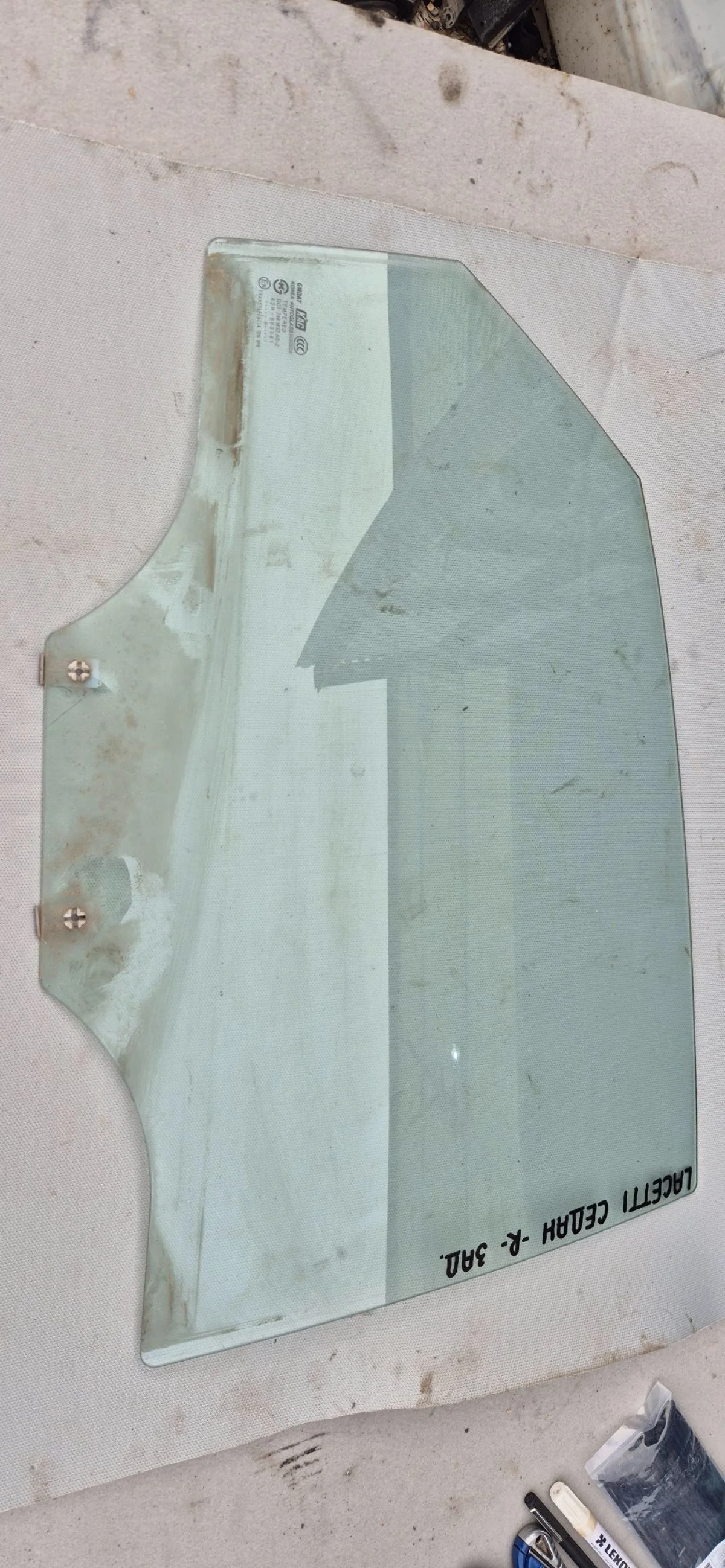 Стекло двери задней правой для Chevrolet Lacetti