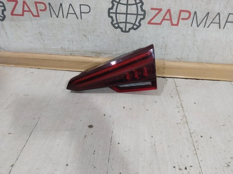 Фонарь задний правый Audi A4 B9 2015