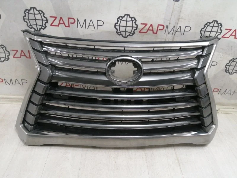 Решетка радиатора передняя Lexus LX 570 2015-2019