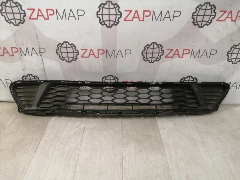 Решетка бампера передняя KIA ceed 3 CD 2018-2021