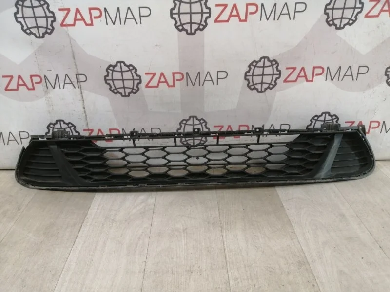 Решетка бампера KIA Ceed 3 CD 2017-2020