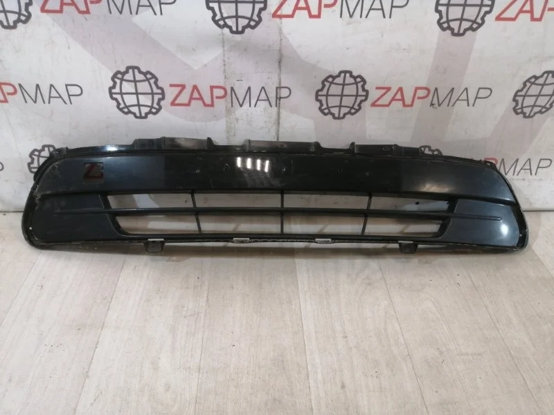 Решетка бампера передняя kia Sorento UM 2014-2019