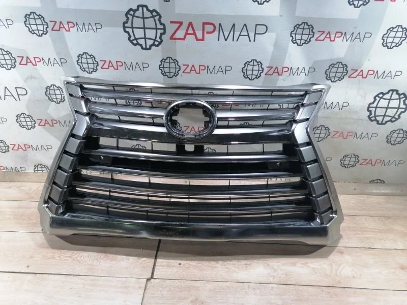 Решетка радиатора Lexus LX 570 2015-2019