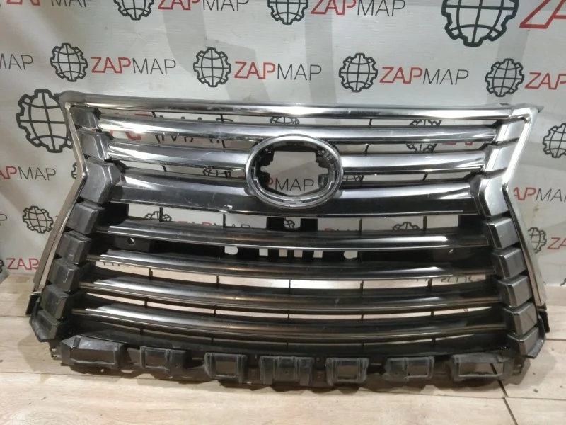 Решетка радиатора передняя Lexus LX J200 2015-2019