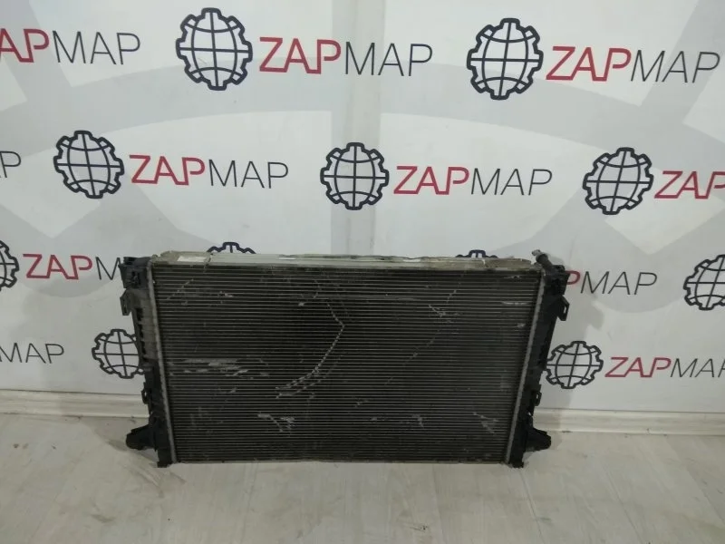 Радиатор ДВС Audi A4 B9 2015