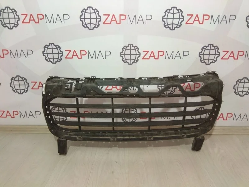 Решетка радиатора передняя Porsche Cayenne 2 958