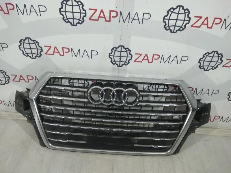 Решетка радиатора передняя Audi Q7 4M 2015-НВ
