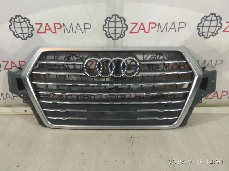 Решетка радиатора передняя Audi Q7 4M 2015-НВ