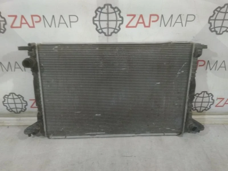 Радиатор ДВС Audi A4 B9 2015