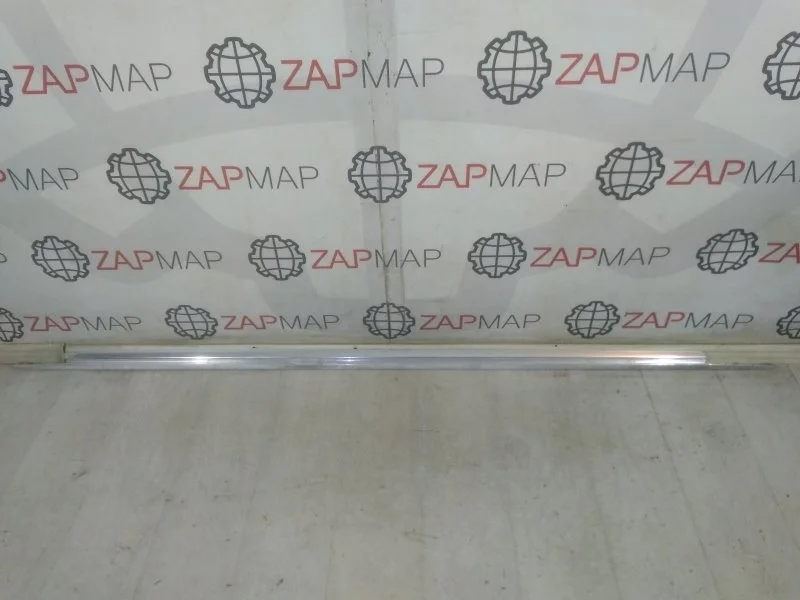 Накладка порога правая Audi A8 D4 2009-2017