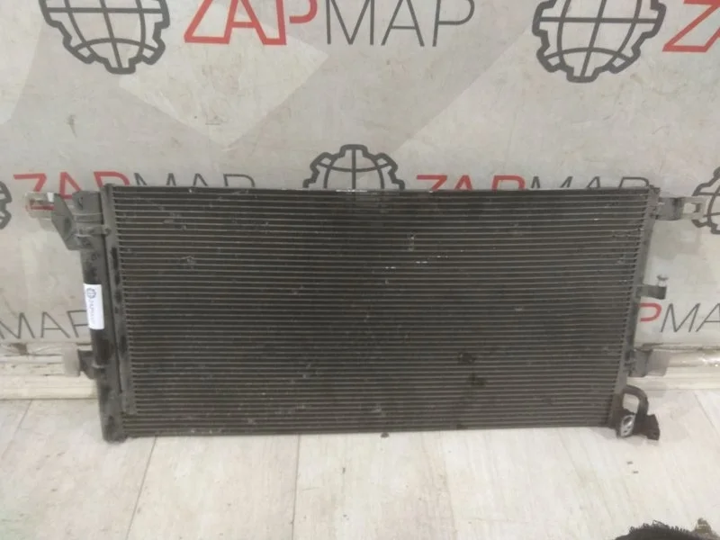 Радиатор кондиционера Audi A4 B9 2015