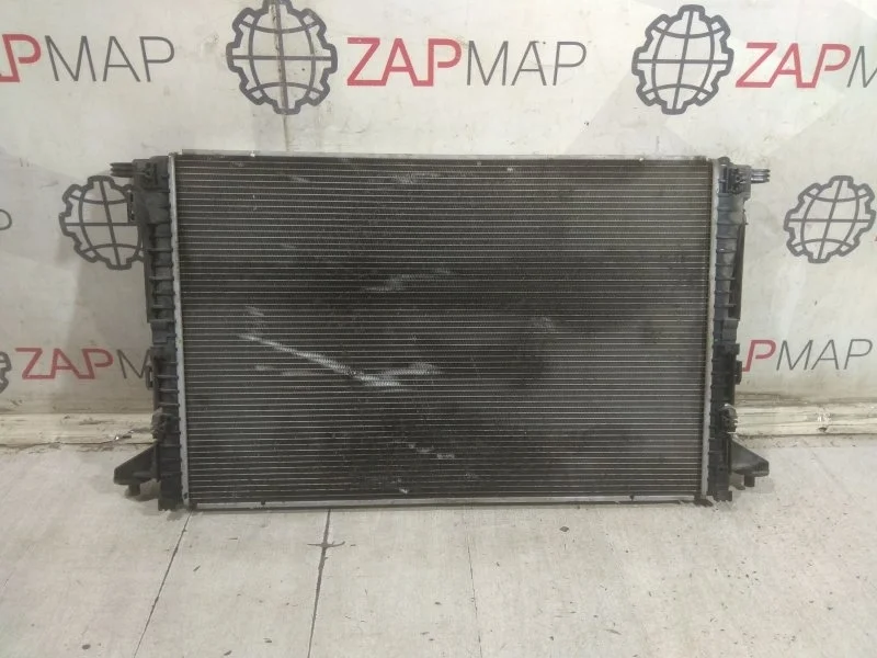 Радиатор двигателя (двс, основной) Audi A4 B9 2015