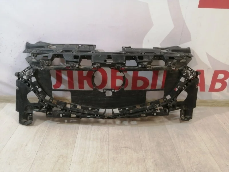 Решетка радиатора передняя Mazda 6 GJ 2018-2020