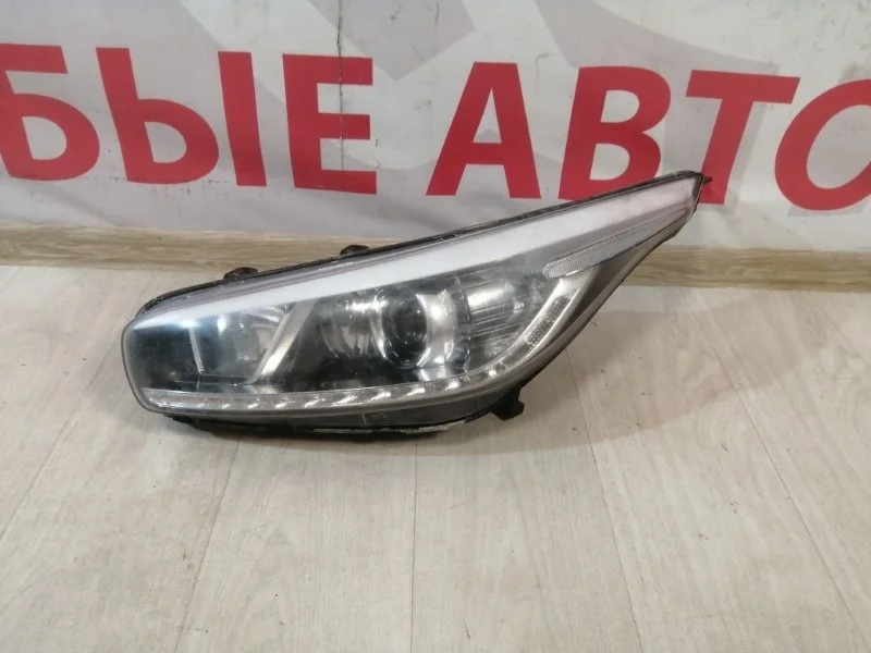 Фара передняя левая kia Ceed JD 2012-2016