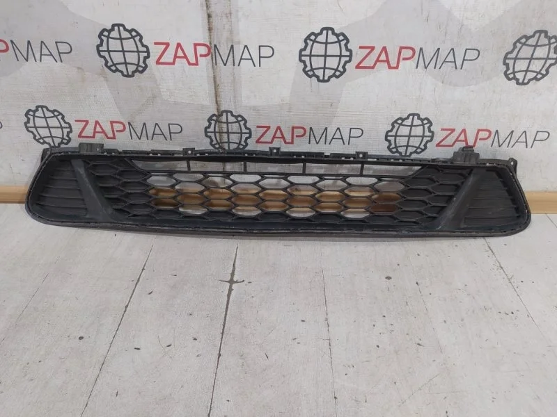 Решетка бампера передняя Kia Ceed 3 CD 2018-2021