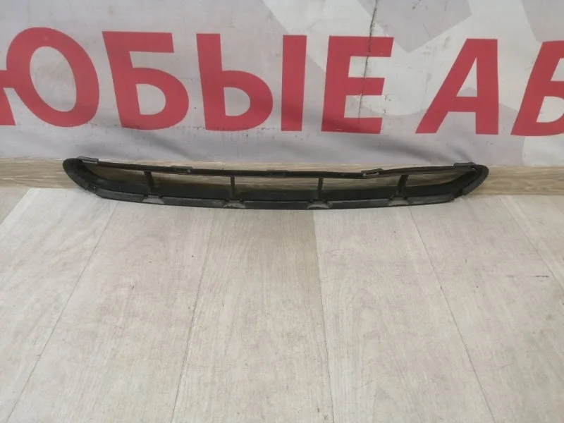 Решетка бампера передняя kia Sorento XM 2012-нв