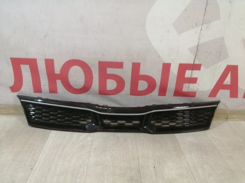 Решетка радиатора передняя KIA Rio 4 X-line FB