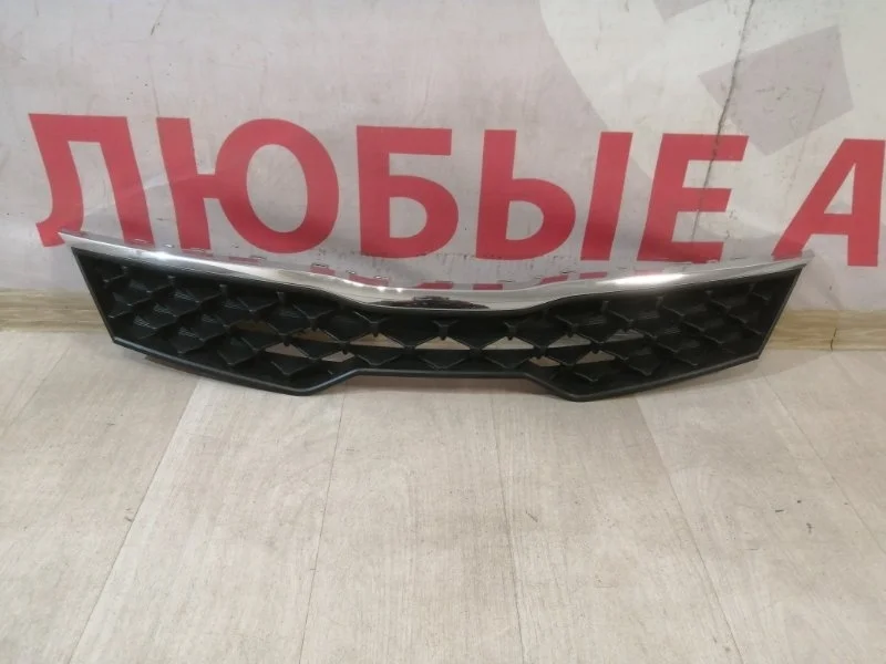 Решетка радиатора передняя kia Rio 4 FB 2019-нв