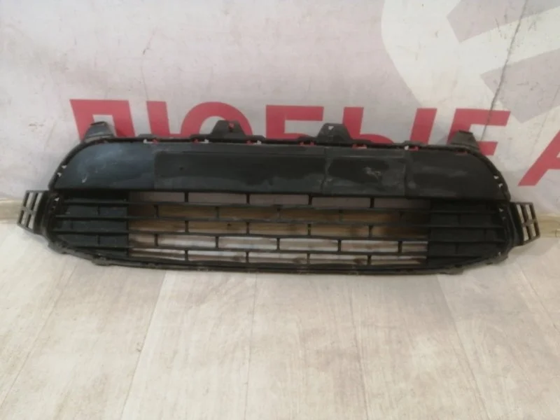 Решетка бампера передняя kia Rio 4 FB 2017-нв