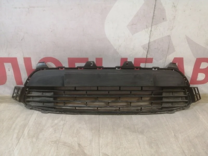 Решетка бампера передняя Kia Rio 4 FB 2016-2020