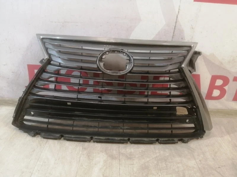 Решетка радиатора передняя Lexus RX 4 2015-2019