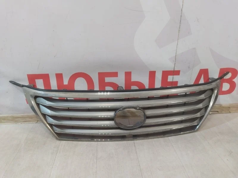 Решетка радиатора Lexus LX 570 2007-2015