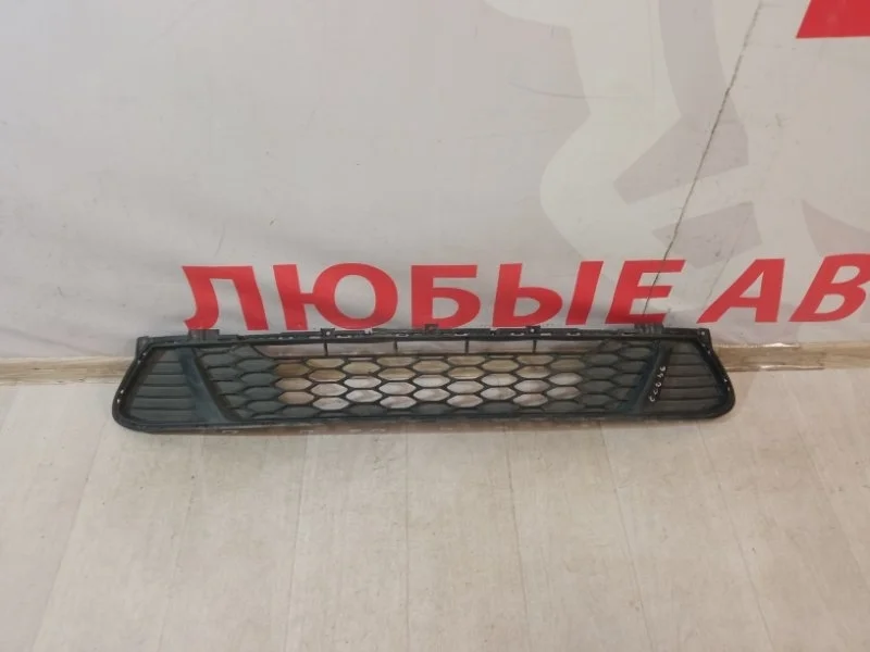 Решетка бампера передняя kia ceed 3 CD 2018-2021