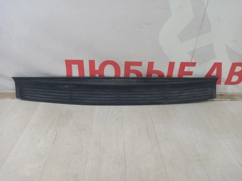 Накладка бампера задняя Lexus LX 570 2007-2015