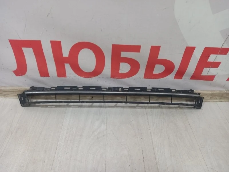 Решетка бампера передняя Audi A5 8W6 2016-2020