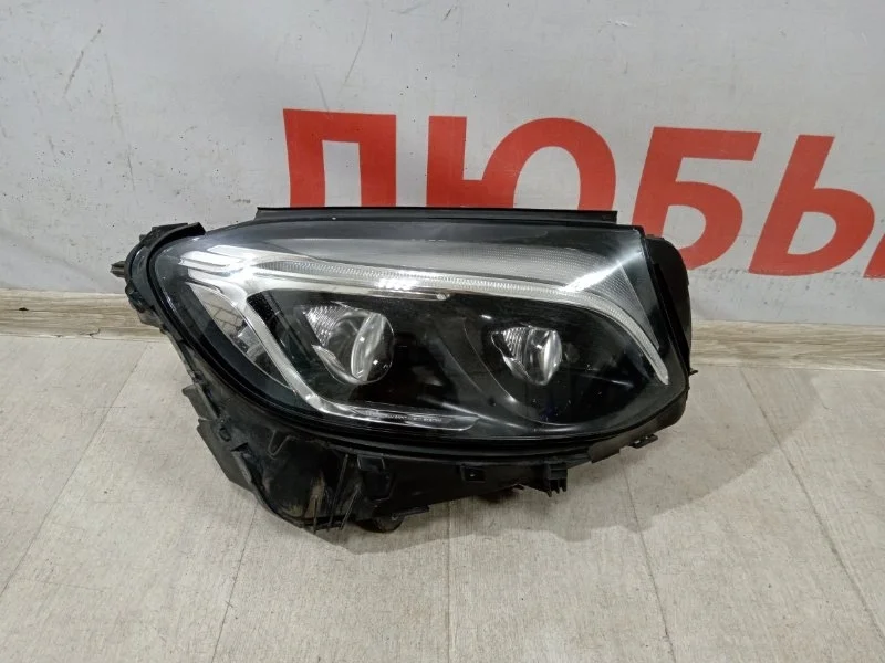 Фара передняя правая Mercedes GLC X253 2015-2019
