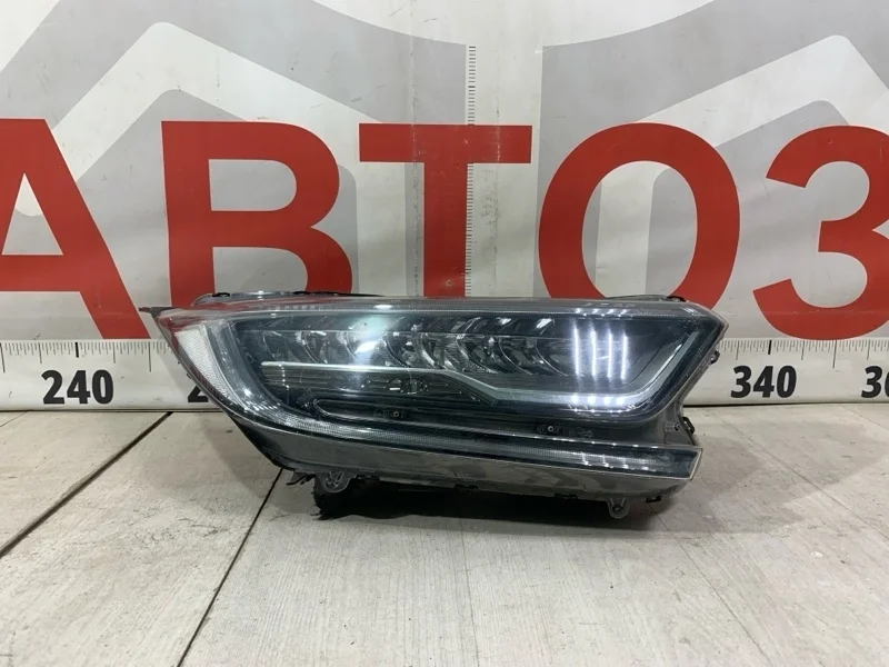 Фара передняя правая Honda CR-V 5 2017-HB